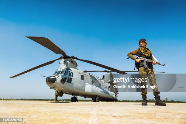 boeing ch-47f chinook of the indian air force - indian military stock pictures, royalty-free photos & images