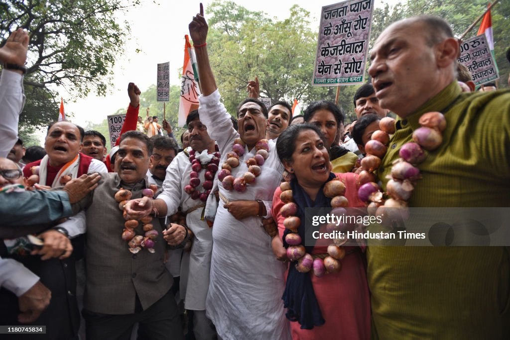 Delhi Congress Protest Against Rising Prices Of Onions