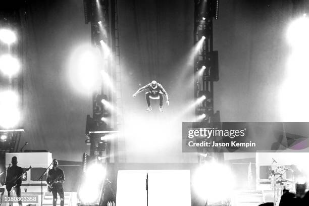 Thomas Rhett Live Thomas Rhett In Concert Photos and Premium High Res Pictures - Getty Images