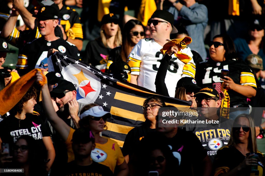Pittsburgh Steelers v Los Angeles Chargers