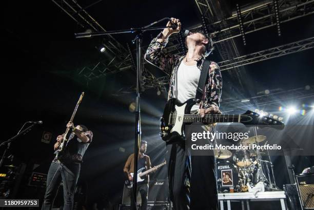 English singer and musician Pete Doherty performs live on stage in Milan with his new musical project Peter Doherty and the Puta Madres. Milan ,...