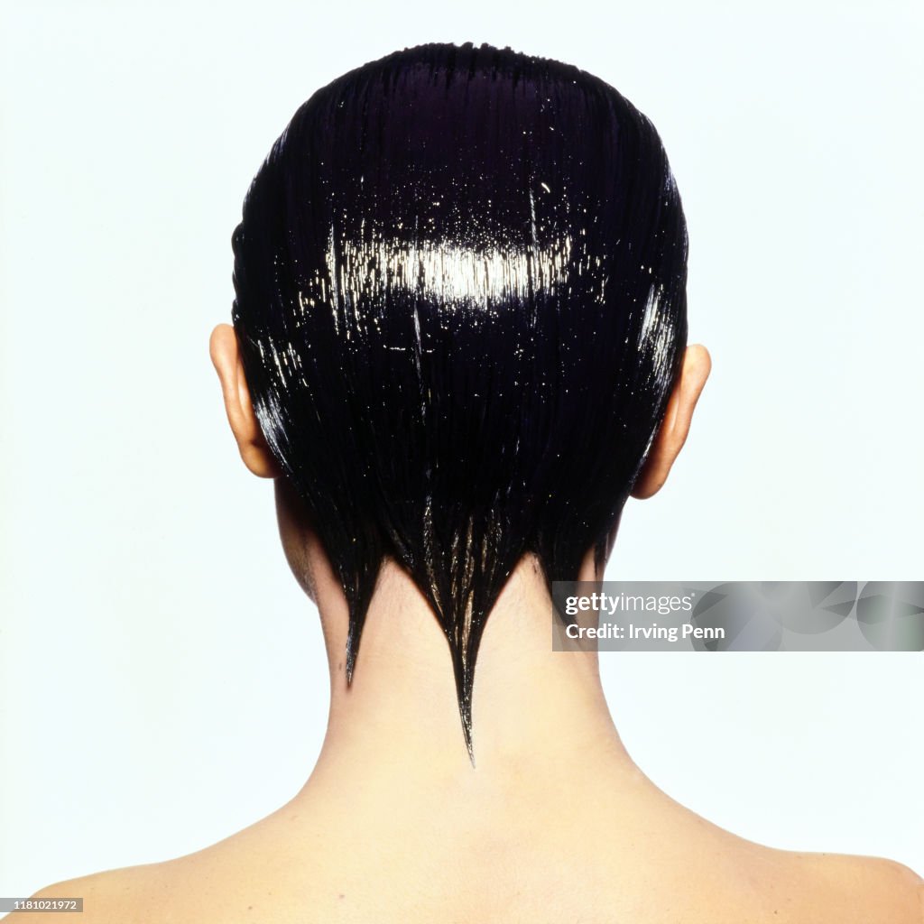 Wet Hair with Silicone Gloss, Vogue