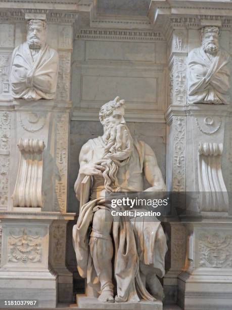 statue of moses by michelangelo - renaissance sculpture stock pictures, royalty-free photos & images