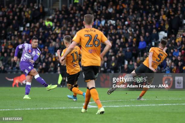 Jake Livermore of West Bromwich Albion scores a goal to make it 0-1 during the Sky Bet Championship match between Hull City and West Bromwich Albion...