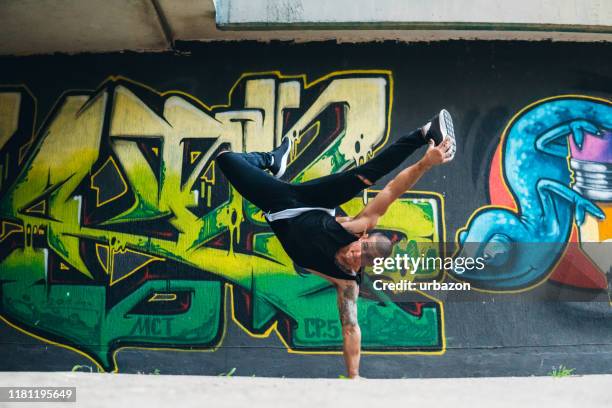 breakdance tricks - break dancer stock pictures, royalty-free photos & images