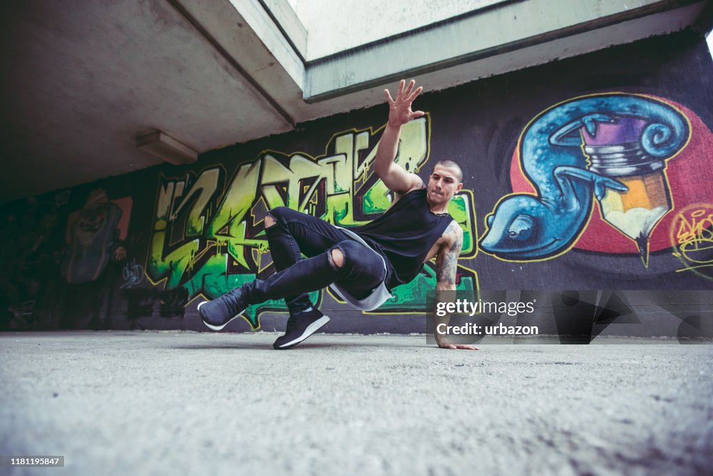 ブレイクダンスのトリック