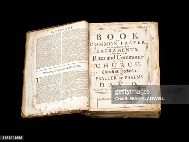 open book of common prayer - open bible stock pictures, royalty-free photos & images