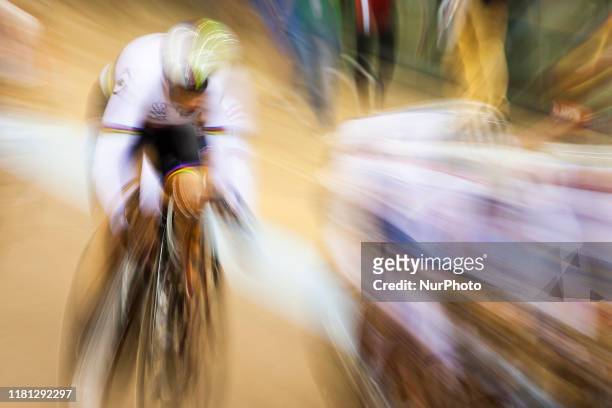 Roger Kluge of Germany in action during the Men's Madison at the Sir Chris Hoy Velodrome on day two of the UCI Track Cycling World Cup on November 9,...