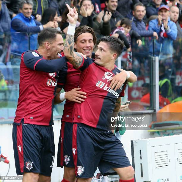 Fabio Pisacane of Cagliari scores his goal 2-0 during the Serie A match between Cagliari Calcio and ACF Fiorentina at Sardegna Arena on November 10,...