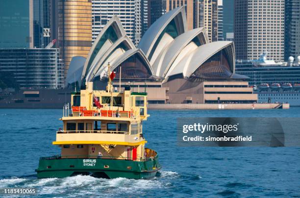 destination sydney harbour - sydney ferry stock pictures, royalty-free photos & images