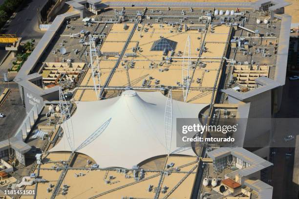 Structure Canopy Riyahd 54 Tensile Roof Structures Stock Photos, High-Res Pictures, and Images ...