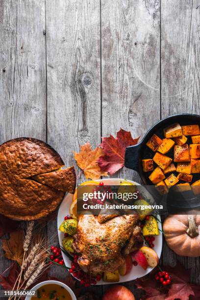 thanksgiving dinner - falling food stock pictures, royalty-free photos & images