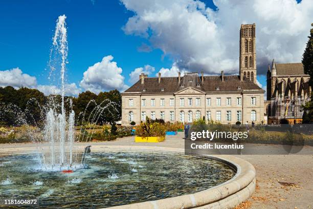 museu da cidade de limoges, france - limoges - fotografias e filmes do acervo