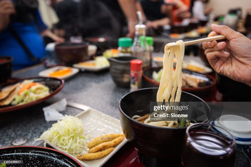 日本餐廳的烏冬面