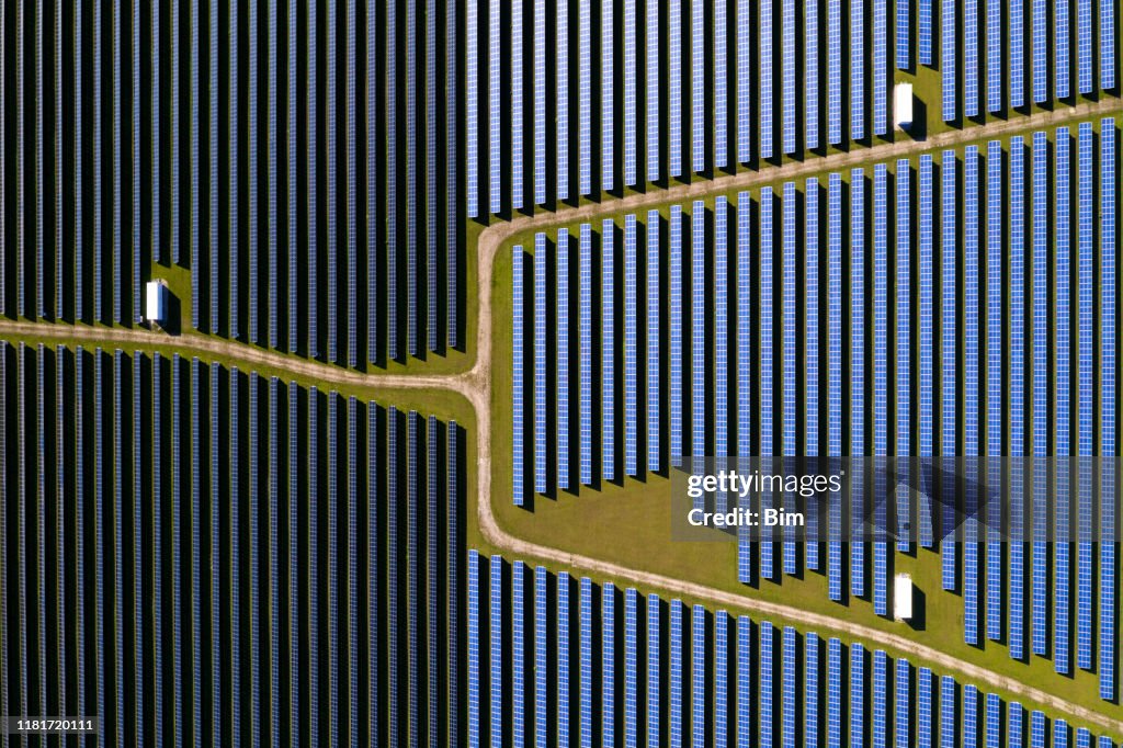 Zonne-energie station, bovenaanzicht