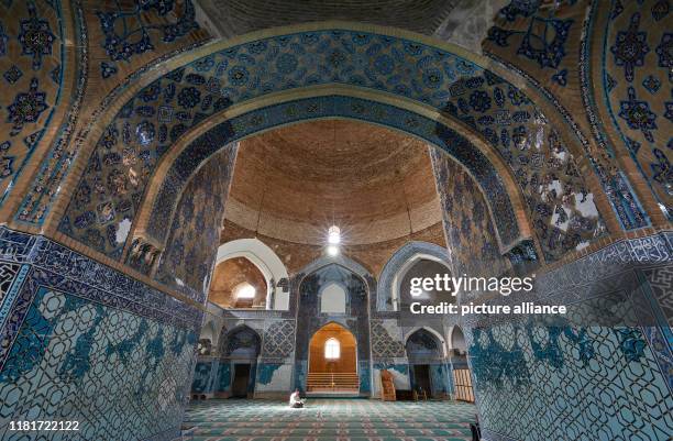 Die Blaue Moschee, auch bekannt als Kabud Moschee in der iranischen Stadt Tabriz, aufgenommen am . Sie wurde im Jahr 1465, im Auftrag von Chatun...