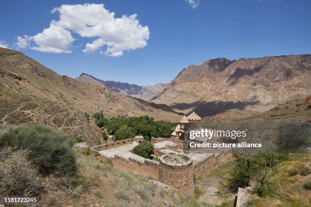 Das armenisch-apostolische Kloster Sankt Stephanos im Norden des Irans bei Djolfa, aufgenommen am . Das Kloster ist seit 2008 zusammen mit dem...