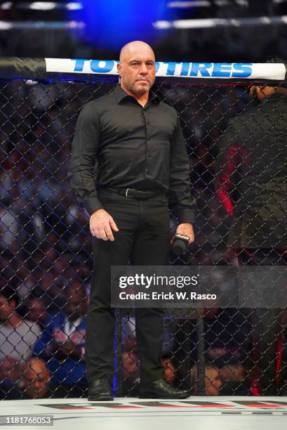 Color Rogan 422 Ufc Announcers Stock Photos, High-Res Pictures, and Images - Getty ...