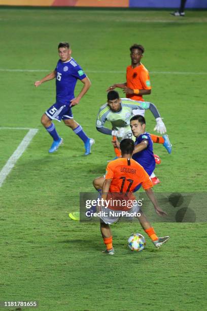 Naci Unuvar of Holland U17 controls the ball during the World Cup U17 match between Holland v Paraguay at the Estadio Kleber Andrade on November 10,...