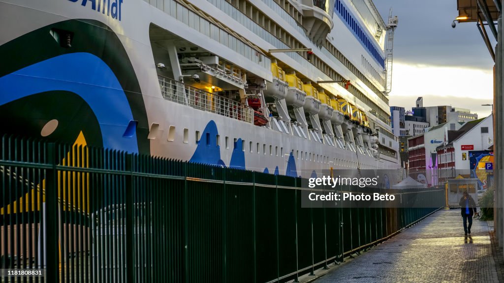 Noorwegen-haven-Port-Cruise-Pier-HD-formaat