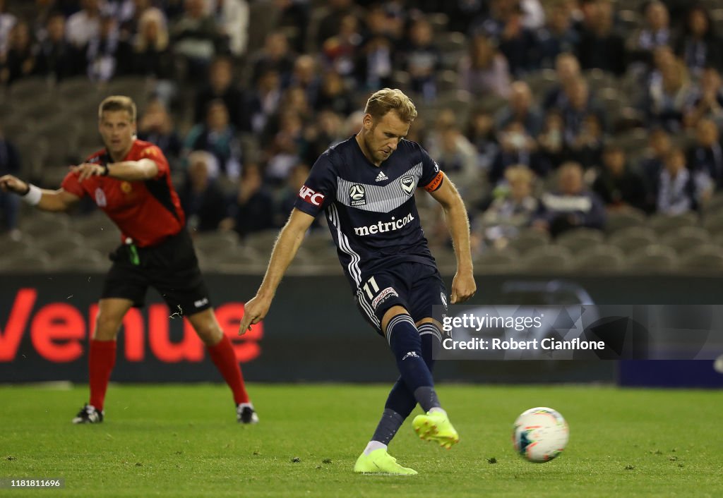 A-League Rd 2 - Melbourne Victory v Western Sydney