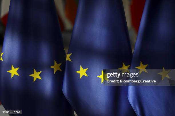 the european union flag - eu flagge stock-fotos und bilder