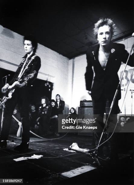 Johnny Rotten, Sid Vicious, The Sex Pistols, De Effenaar, Eindhoven, Netherlands, 9th December 1977.