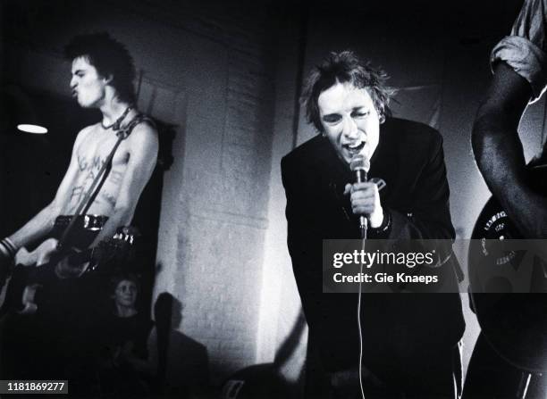 Johnny Rotten, Sid Vicious, The Sex Pistols, De Effenaar, Eindhoven, Netherlands, 9th December 1977.