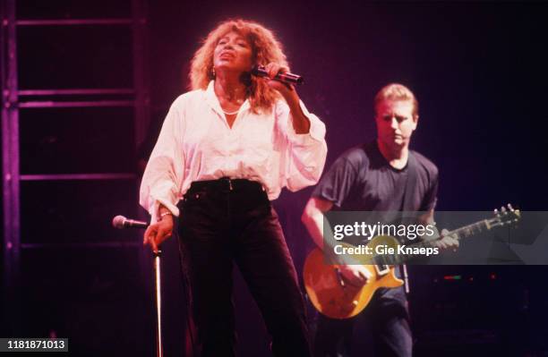 Tina Turner and John Miles, Sportpaleis, Antwerp, Belgium, 27th April 1990.