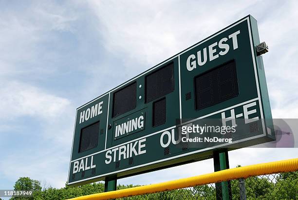 baseball or softball scoreboard - scoring stockfoto's en -beelden