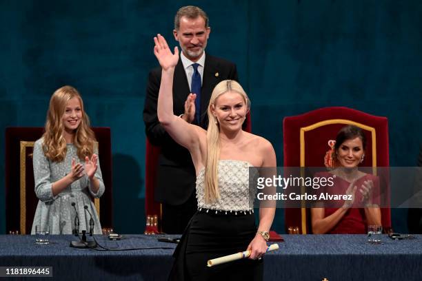 Lindsey Vonn receives the Princess of Asturias Award for the Sports 2019 from Princess Leonor of Spain during the Princesa de Asturias Awards 2019...
