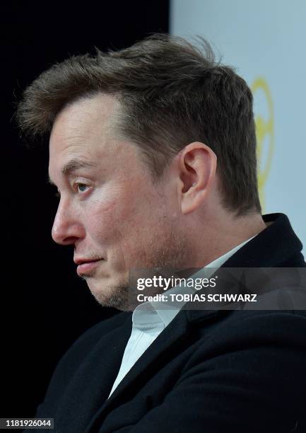 683 Elon Musk Portrait Stock Photos, High-Res Pictures, and Images