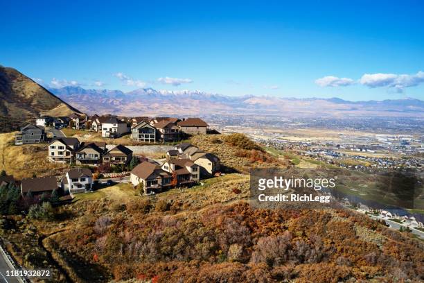 mountaintop homes in utah usa - utah stock pictures, royalty-free photos & images