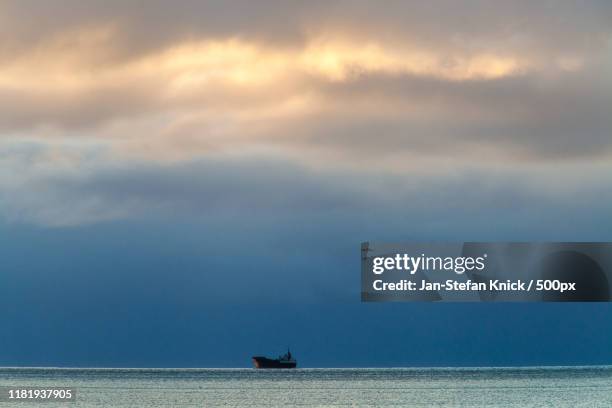 seascape at sunset - jan stefan knick stockfoto's en -beelden