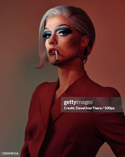 drag queen portrait - cross dressing stock pictures, royalty-free photos & images