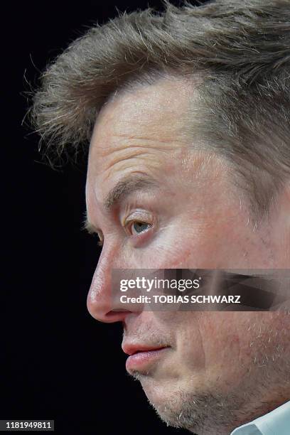 512 Elon Musk Portrait Stock Photos, High-Res Pictures, and Images