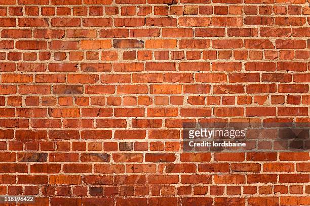 olde brick wall - wall building feature stock pictures, royalty-free photos & images
