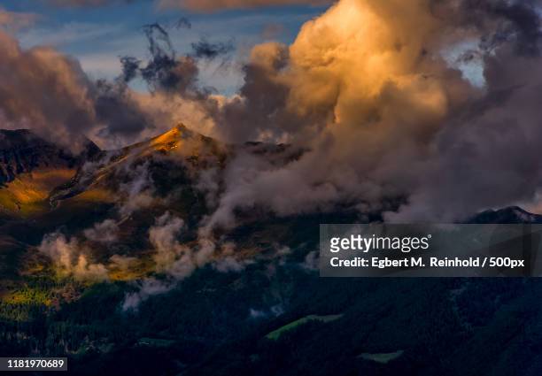 landscape with clouds above mountains - egbert m reinhold - fotografias e filmes do acervo