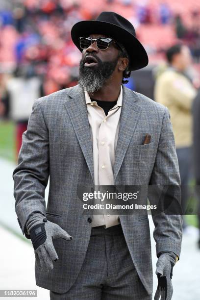 Hall of Fame safety Ed Reed on the field prior to a game between the Buffalo Bills and Cleveland Browns on November 10, 2019 at FirstEnergy Stadium...