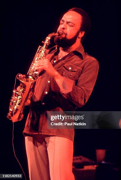 Jazz musician Grover Washington, Jr performing on stage at the Aire Crown Theater in Chicago, Illinois, February 10, 1978.