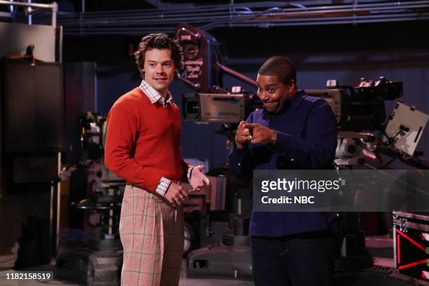 Harry Styles" Episode 1773 -- Pictured: Host Harry Styles and Kenan Thompson during Promos in Studio 8H on Tuesday, November 12, 2019 --