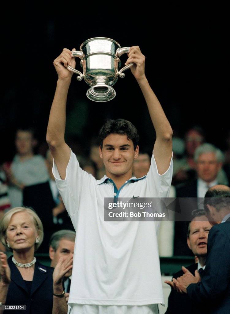 Junior Wimbledon Champion  -  Roger Federer