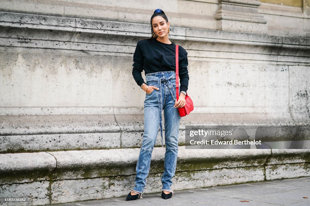 Street Style : Paris Fashion Week - Womenswear Spring Summer 2020 : Day Three