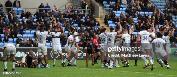 London Irish celebrate their win over Wasps during the Gallagher Premiership Rugby match between Wasps and London Irish at the Ricoh Arena on October...