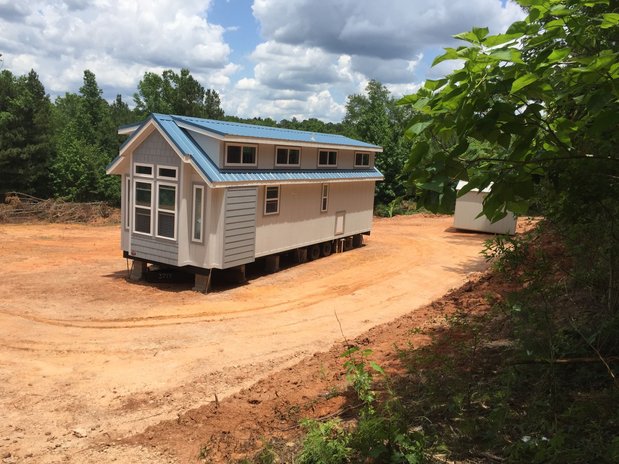 Moving the tiny house Moving the tiny house