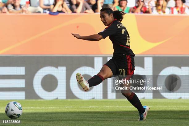 Stephany Mayor of Mexico scores the first goal during the FIFA Women's World Cup 2011 Group B match between New Zealand and Mexico at Rhein-Neckar...