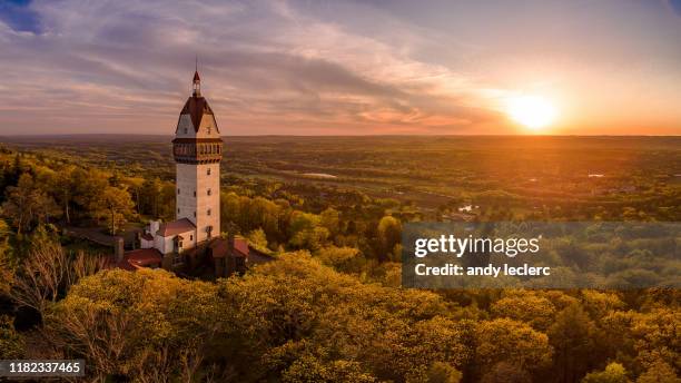 heublein tower - v connecticut stock pictures, royalty-free photos & images