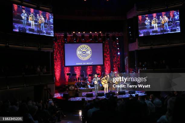 Critter Fuqua, Cory Younts, Joe Andrews, Ketch Secor and Morgan Jahnig of Old Crow Medicine Show and Molly Tuttle perform onstage during the 2019...