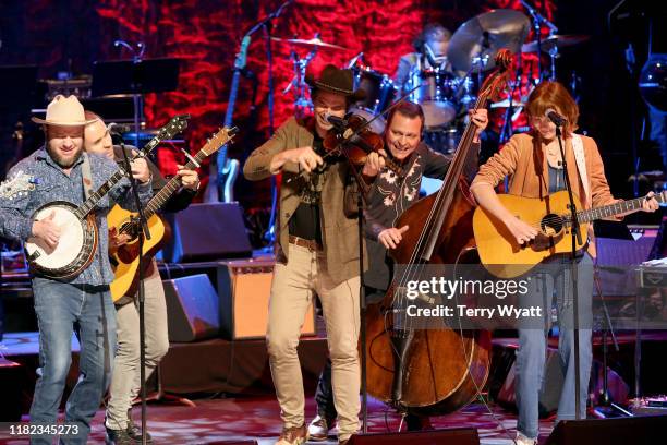 Critter Fuqua, Joe Andrews, Ketch Secor and Morgan Jahnig of Old Crow Medicine Show and Molly Tuttle perform onstage during the 2019 Country Music...