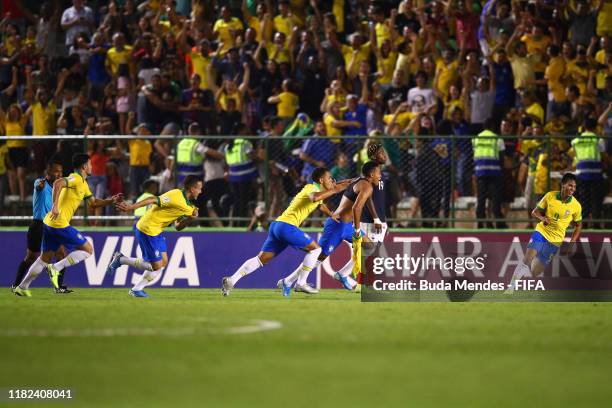 Lazaro of Brazil celebrates scoring the winning goal during the FIFA U-17 World Cup Brazil 2019 semi-final match between France and Brazil at Estadio...